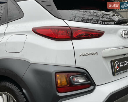 Белый Хендай Kona, объемом двигателя 1.59 л и пробегом 43 тыс. км за 20490 $, фото 7 на Automoto.ua