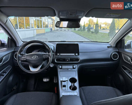 Білий Хендай Kona, об'ємом двигуна 0 л та пробігом 92 тис. км за 17200 $, фото 6 на Automoto.ua