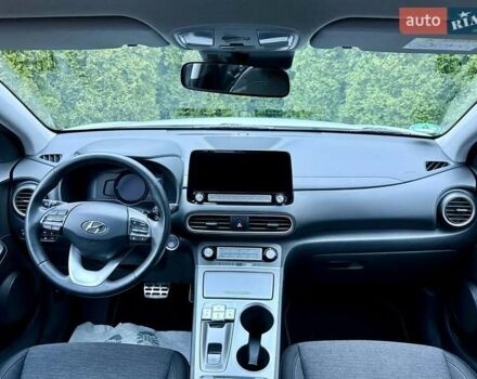 Белый Хендай Kona, объемом двигателя 0 л и пробегом 15 тыс. км за 16700 $, фото 29 на Automoto.ua