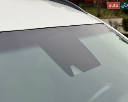 Белый Хендай Kona, объемом двигателя 0 л и пробегом 115 тыс. км за 17250 $, фото 30 на Automoto.ua