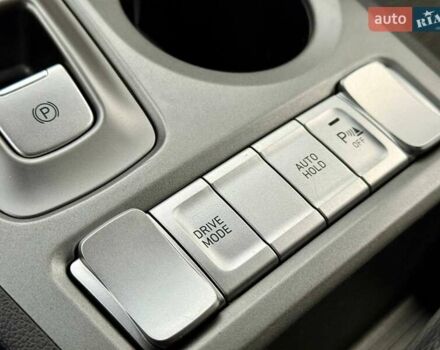 Белый Хендай Kona, объемом двигателя 0 л и пробегом 70 тыс. км за 17700 $, фото 34 на Automoto.ua