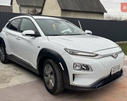 Білий Хендай Kona, об'ємом двигуна 0 л та пробігом 32 тис. км за 16500 $, фото 7 на Automoto.ua