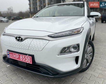 Білий Хендай Kona, об'ємом двигуна 0 л та пробігом 110 тис. км за 17300 $, фото 23 на Automoto.ua