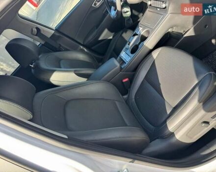 Белый Хендай Kona, объемом двигателя 0 л и пробегом 71 тыс. км за 18900 $, фото 13 на Automoto.ua