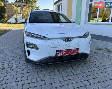 Білий Хендай Kona, об'ємом двигуна 0 л та пробігом 92 тис. км за 17200 $, фото 15 на Automoto.ua