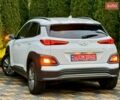 Белый Хендай Kona, объемом двигателя 0 л и пробегом 70 тыс. км за 17700 $, фото 10 на Automoto.ua
