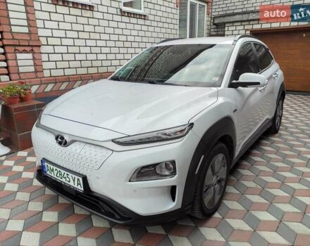 Белый Хендай Kona, объемом двигателя 0 л и пробегом 149 тыс. км за 17400 $, фото 12 на Automoto.ua