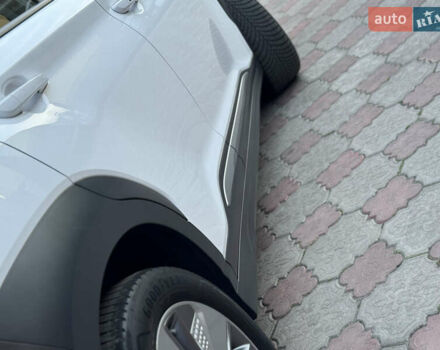 Білий Хендай Kona, об'ємом двигуна 0 л та пробігом 77 тис. км за 15499 $, фото 57 на Automoto.ua