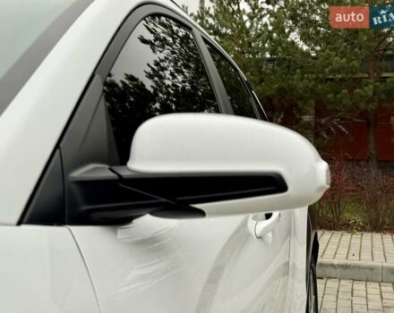 Белый Хендай Kona, объемом двигателя 0 л и пробегом 115 тыс. км за 17250 $, фото 31 на Automoto.ua