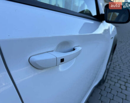 Білий Хендай Kona, об'ємом двигуна 0 л та пробігом 92 тис. км за 17200 $, фото 26 на Automoto.ua