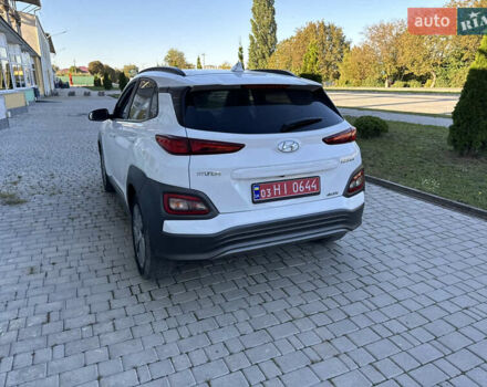 Білий Хендай Kona, об'ємом двигуна 0 л та пробігом 92 тис. км за 17200 $, фото 20 на Automoto.ua