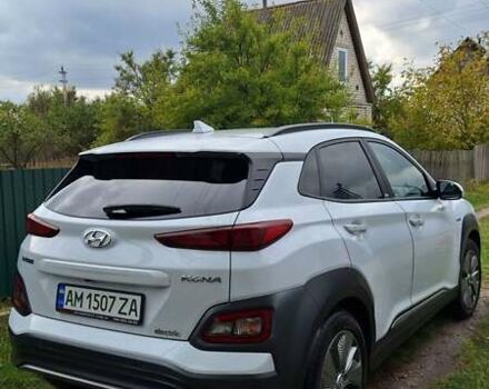 Белый Хендай Kona, объемом двигателя 0 л и пробегом 55 тыс. км за 16500 $, фото 7 на Automoto.ua