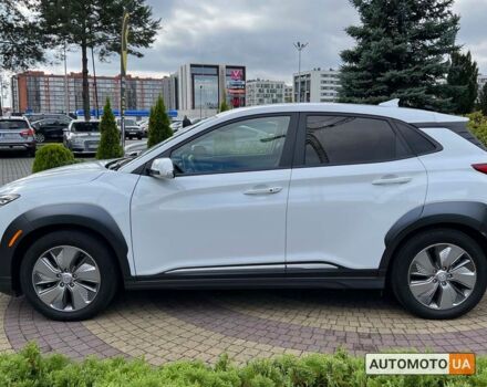 Белый Хендай Kona, объемом двигателя 64 л и пробегом 32 тыс. км за 22999 $, фото 3 на Automoto.ua