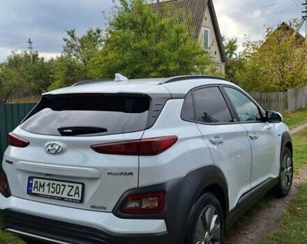Белый Хендай Kona, объемом двигателя 0 л и пробегом 55 тыс. км за 16500 $, фото 4 на Automoto.ua