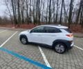 Білий Хендай Kona, об'ємом двигуна 0 л та пробігом 93 тис. км за 18950 $, фото 12 на Automoto.ua