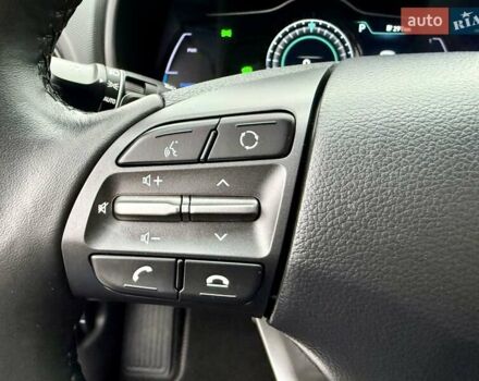 Белый Хендай Kona, объемом двигателя 0 л и пробегом 115 тыс. км за 17250 $, фото 55 на Automoto.ua