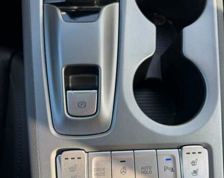 Белый Хендай Kona, объемом двигателя 0 л и пробегом 71 тыс. км за 18900 $, фото 7 на Automoto.ua