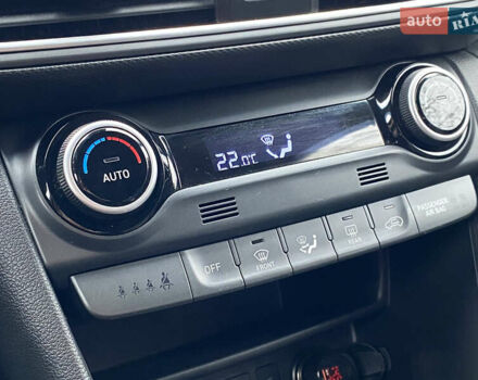 Белый Хендай Kona, объемом двигателя 1.59 л и пробегом 43 тыс. км за 20490 $, фото 30 на Automoto.ua