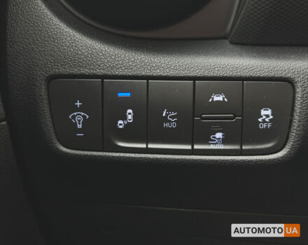 Белый Хендай Kona, объемом двигателя 64 л и пробегом 32 тыс. км за 22999 $, фото 22 на Automoto.ua