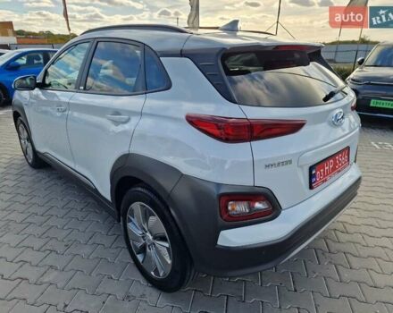 Белый Хендай Kona, объемом двигателя 0 л и пробегом 70 тыс. км за 16500 $, фото 14 на Automoto.ua