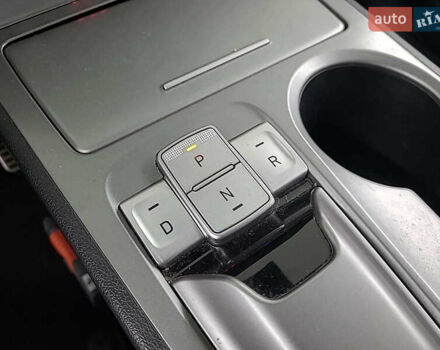 Білий Хендай Kona, об'ємом двигуна 0 л та пробігом 110 тис. км за 15999 $, фото 6 на Automoto.ua