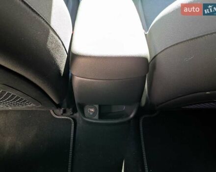 Белый Хендай Kona, объемом двигателя 0 л и пробегом 98 тыс. км за 19000 $, фото 17 на Automoto.ua