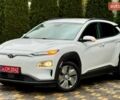 Белый Хендай Kona, объемом двигателя 0 л и пробегом 70 тыс. км за 17700 $, фото 3 на Automoto.ua