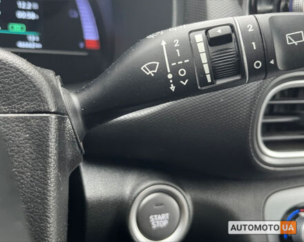 Білий Хендай Kona, об'ємом двигуна 39 л та пробігом 46 тис. км за 16999 $, фото 17 на Automoto.ua