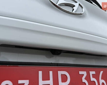 Белый Хендай Kona, объемом двигателя 0 л и пробегом 70 тыс. км за 16950 $, фото 47 на Automoto.ua