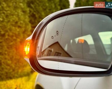 Белый Хендай Kona, объемом двигателя 0 л и пробегом 70 тыс. км за 17700 $, фото 12 на Automoto.ua