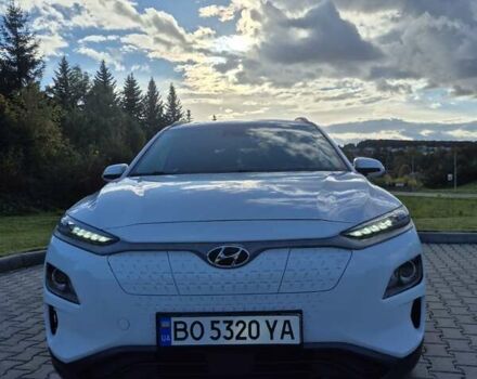 Белый Хендай Kona, объемом двигателя 0 л и пробегом 98 тыс. км за 17200 $, фото 6 на Automoto.ua