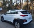 Белый Хендай Kona, объемом двигателя 0 л и пробегом 98 тыс. км за 13900 $, фото 4 на Automoto.ua