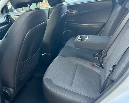 Белый Хендай Kona, объемом двигателя 0 л и пробегом 109 тыс. км за 16396 $, фото 23 на Automoto.ua