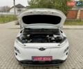 Белый Хендай Kona, объемом двигателя 0 л и пробегом 115 тыс. км за 17250 $, фото 101 на Automoto.ua
