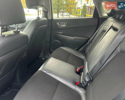 Белый Хендай Kona, объемом двигателя 0 л и пробегом 130 тыс. км за 19200 $, фото 19 на Automoto.ua