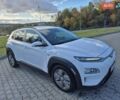 Белый Хендай Kona, объемом двигателя 0 л и пробегом 98 тыс. км за 17200 $, фото 2 на Automoto.ua