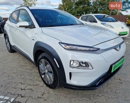 Белый Хендай Kona, объемом двигателя 0 л и пробегом 70 тыс. км за 16500 $, фото 7 на Automoto.ua