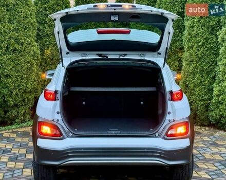 Белый Хендай Kona, объемом двигателя 0 л и пробегом 15 тыс. км за 16700 $, фото 14 на Automoto.ua