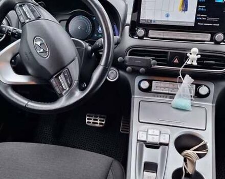 Белый Хендай Kona, объемом двигателя 0 л и пробегом 55 тыс. км за 16500 $, фото 19 на Automoto.ua