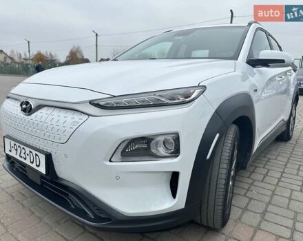Белый Хендай Kona, объемом двигателя 0 л и пробегом 74 тыс. км за 19500 $, фото 11 на Automoto.ua