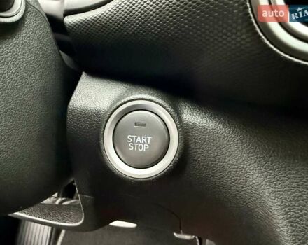 Белый Хендай Kona, объемом двигателя 0 л и пробегом 115 тыс. км за 17250 $, фото 63 на Automoto.ua