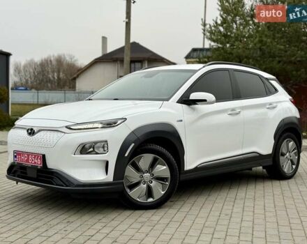 Белый Хендай Kona, объемом двигателя 0 л и пробегом 115 тыс. км за 17250 $, фото 9 на Automoto.ua