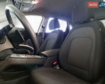 Білий Хендай Kona, об'ємом двигуна 0 л та пробігом 32 тис. км за 16500 $, фото 5 на Automoto.ua