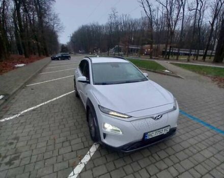 Білий Хендай Kona, об'ємом двигуна 0 л та пробігом 93 тис. км за 18950 $, фото 8 на Automoto.ua