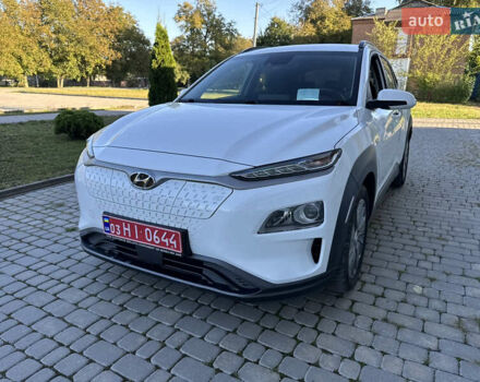 Білий Хендай Kona, об'ємом двигуна 0 л та пробігом 92 тис. км за 17200 $, фото 17 на Automoto.ua
