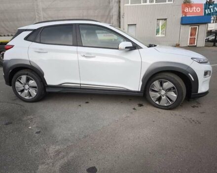 Белый Хендай Kona, объемом двигателя 0 л и пробегом 129 тыс. км за 17777 $, фото 12 на Automoto.ua