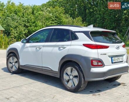 Белый Хендай Kona, объемом двигателя 0 л и пробегом 187 тыс. км за 15500 $, фото 5 на Automoto.ua