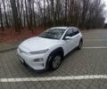 Білий Хендай Kona, об'ємом двигуна 0 л та пробігом 93 тис. км за 18950 $, фото 75 на Automoto.ua