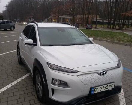 Білий Хендай Kona, об'ємом двигуна 0 л та пробігом 93 тис. км за 18950 $, фото 51 на Automoto.ua