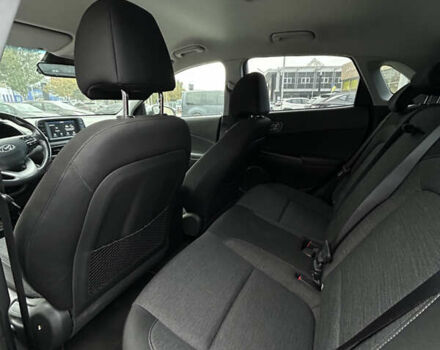 Хендай Kona 2020 в Днепре (Днепропетровске) на Automoto.ua Белый Хендай Kona, объемом двигателя 0 л и пробегом 57 тыс. км за 14900 $, фото 14 на Automoto.ua